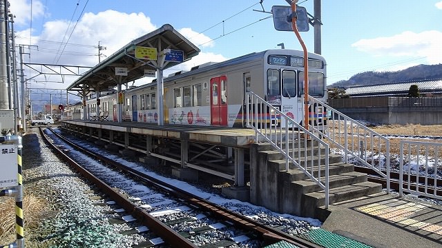 上田原駅外観