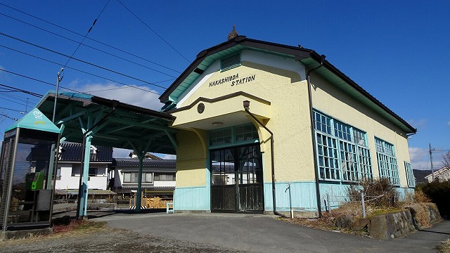 中塩田駅外観